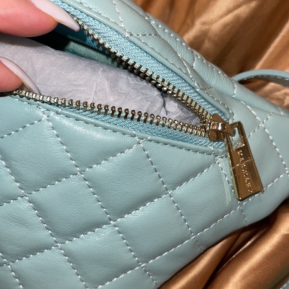 Marciano fanny bag - Picture 2 of 7